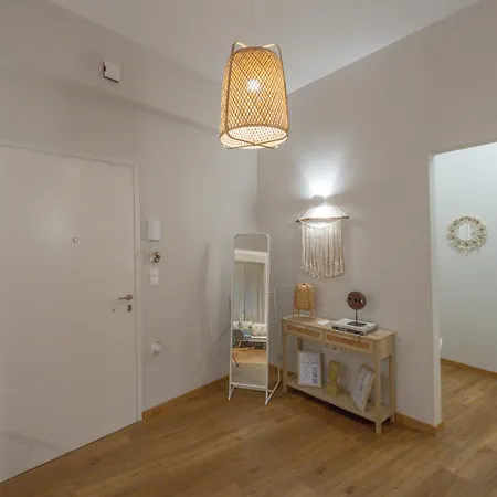 Onar Beachfront Residence, *