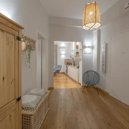 Onar Beachfront Residence, Apartamento Loutráki