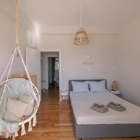 Onar Beachfront Residence, *