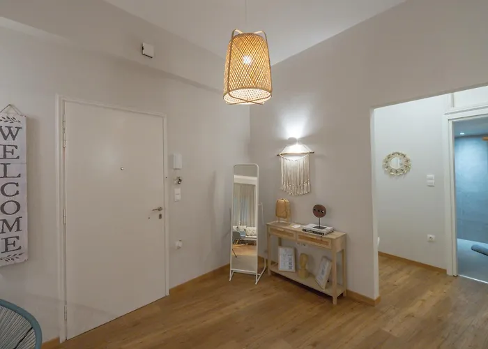 Onar Beachfront Residence, *