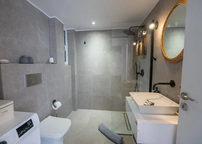 Onar Beachfront Residence, * Loutráki