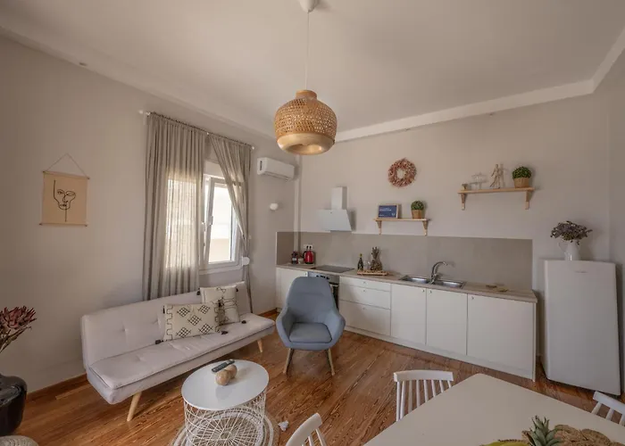 Onar Beachfront Residence, * Loutráki