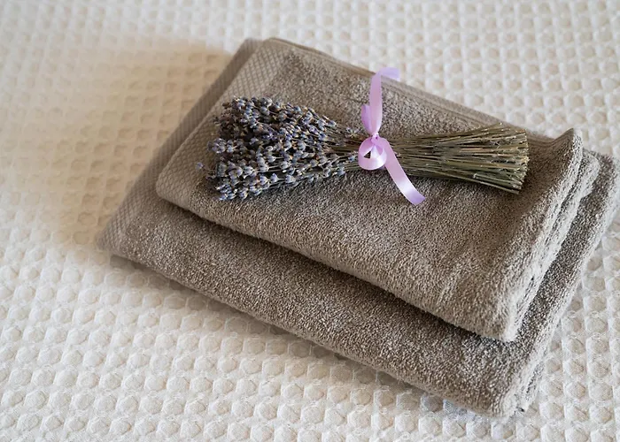 Onar Beachfront Residence, *